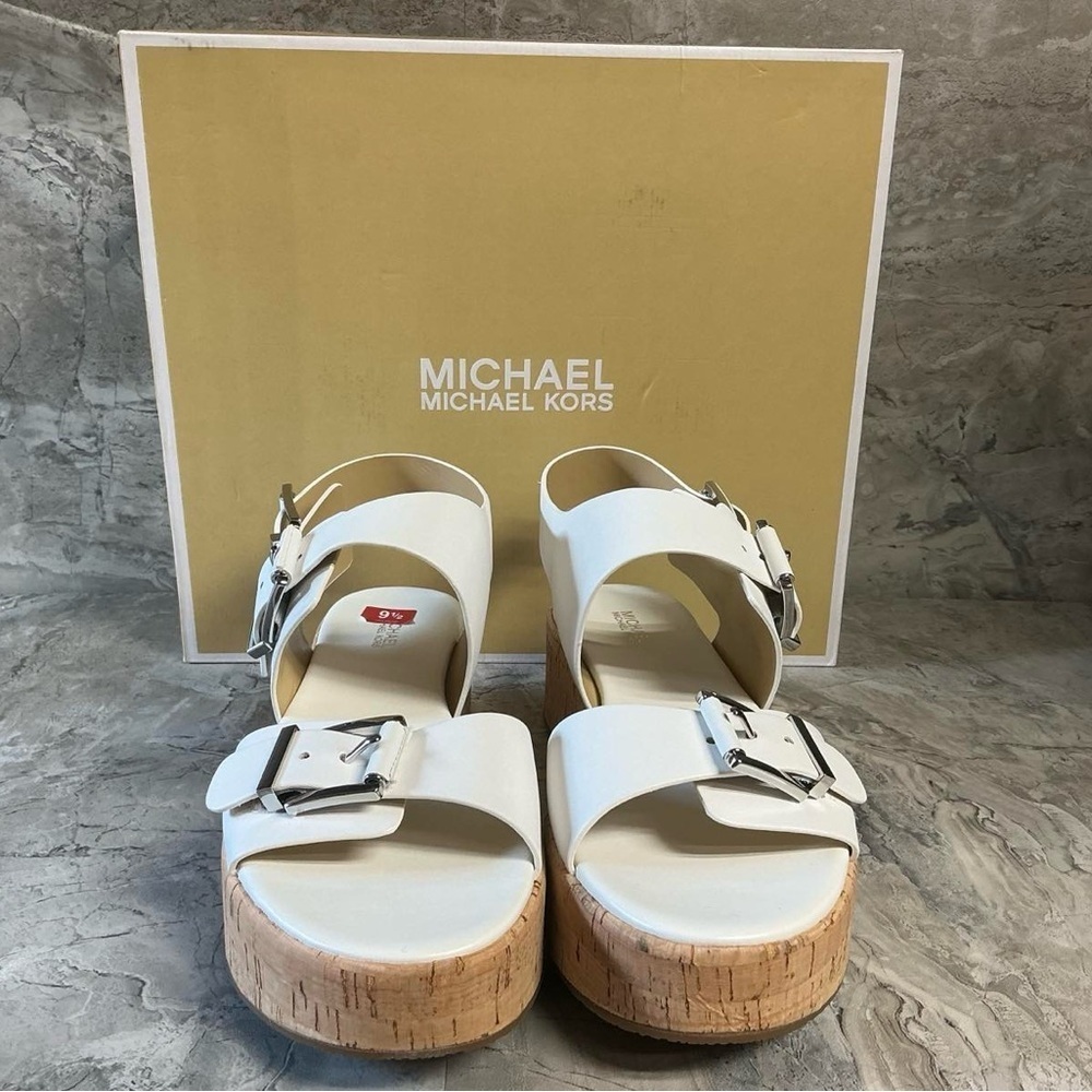 Michael Kors Colby Leather Flatform Sandal - Picture 5 of 5